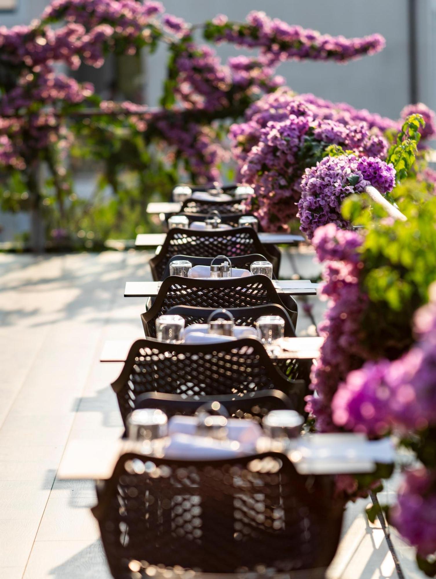 Aminess Vival Velaris Resort ซูเปตาร์ ภายนอก รูปภาพ