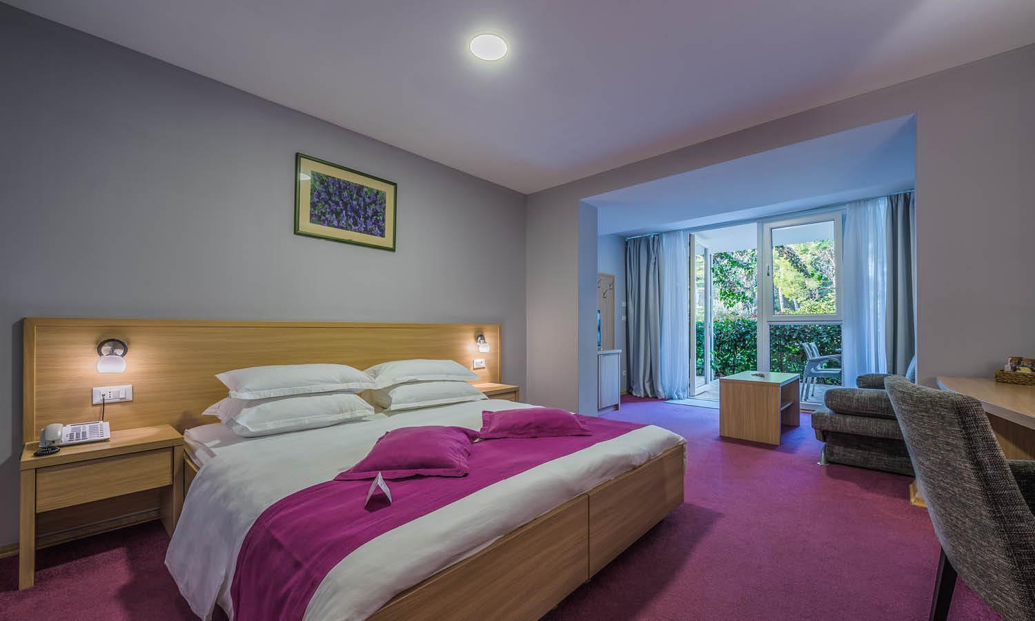 Aminess Vival Velaris Resort ซูเปตาร์ ภายนอก รูปภาพ